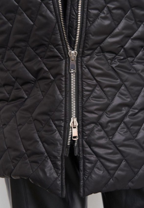 Куртка стеганая Артесса