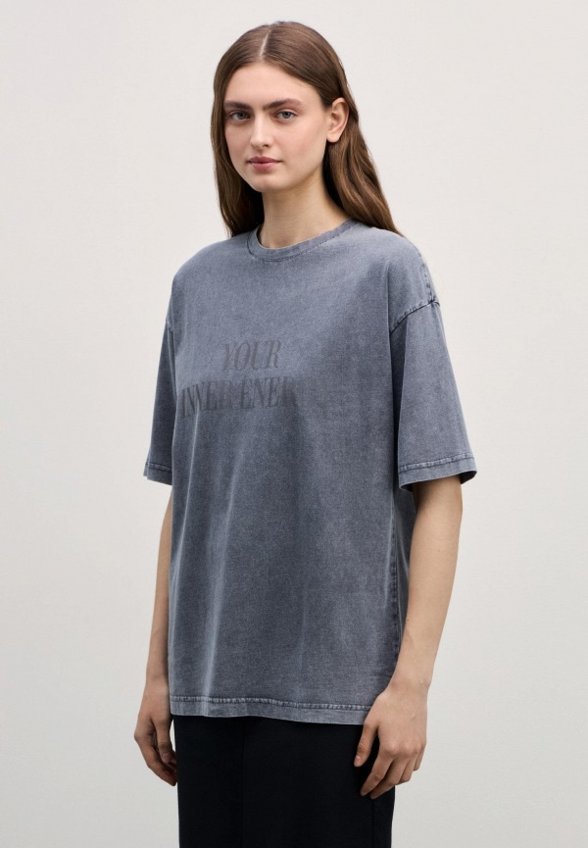 Футболка Zarina