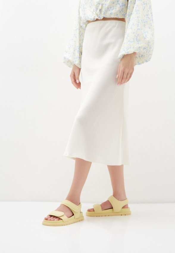 Сандалии Escan