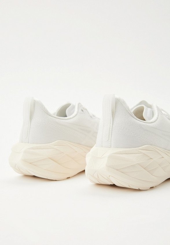 Кроссовки ASICS