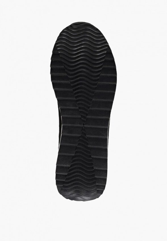 Кроссовки Escan