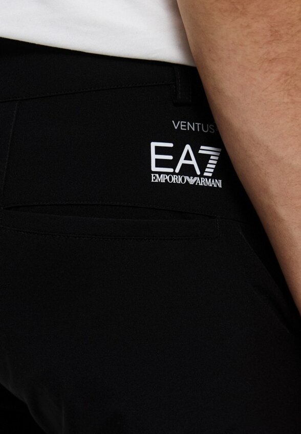 Брюки спортивные EA7