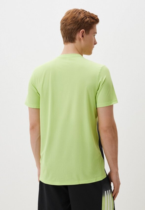 Футболка спортивная adidas