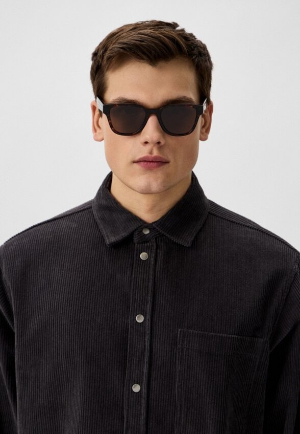 Очки солнцезащитные Prada