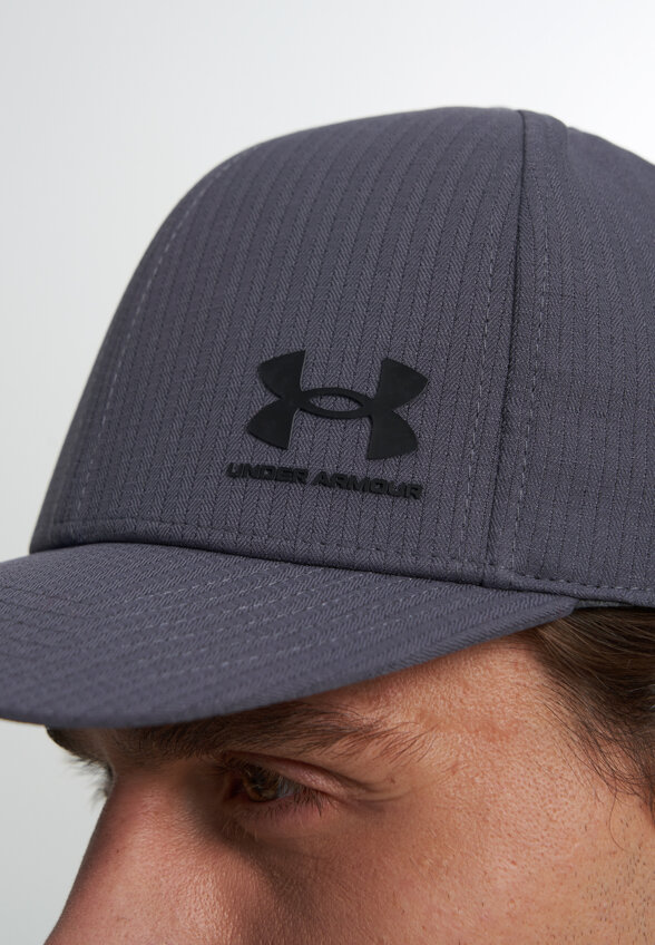 Бейсболка мужская Under Armour, Серый