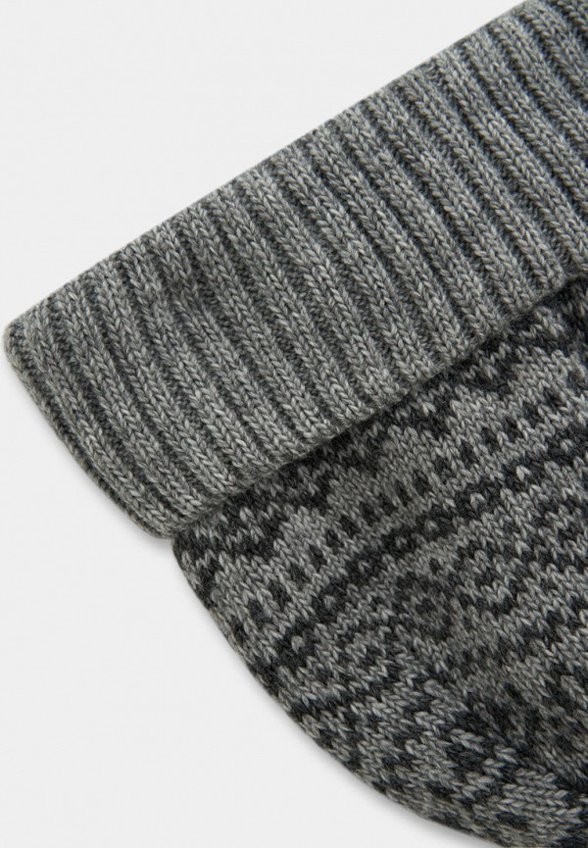 Шапка Finn Flare