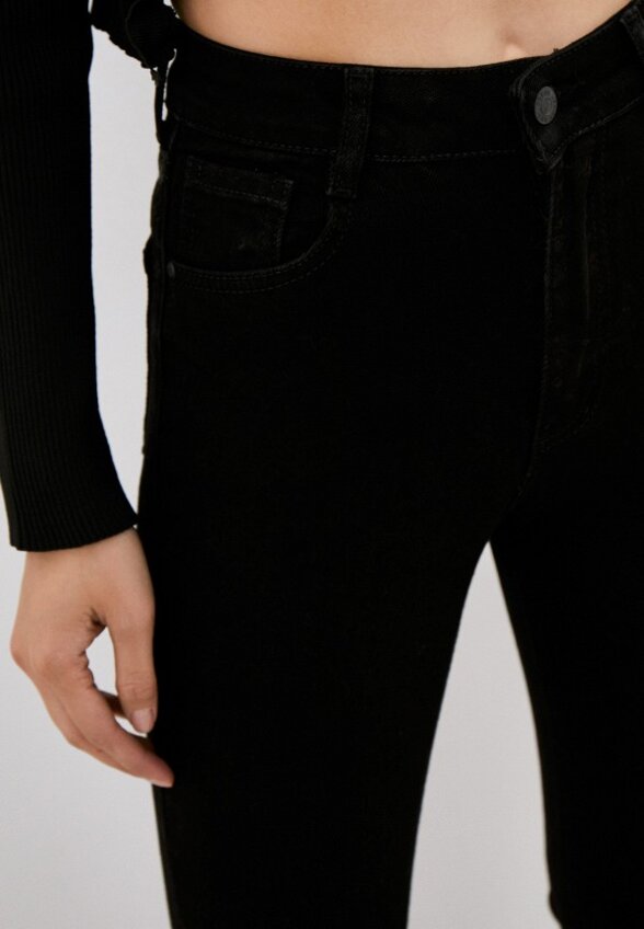 Джинсы Izabella