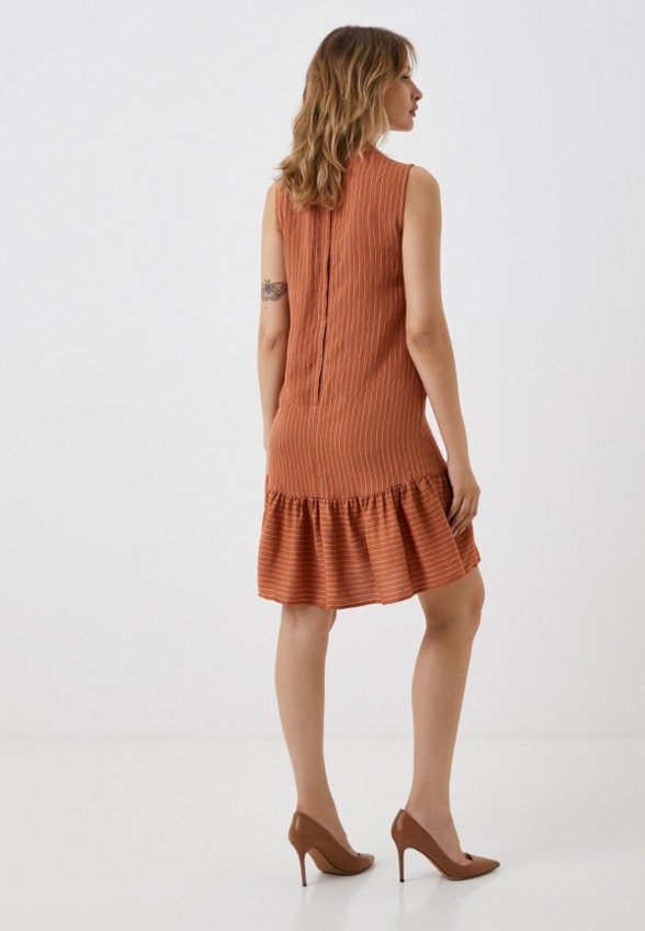 Платье MadaM T