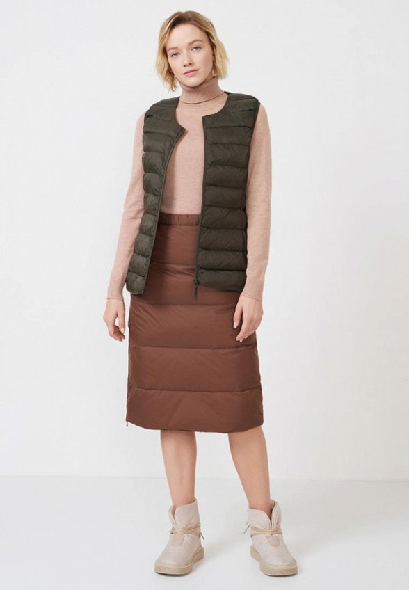 Жилет утепленный Baon