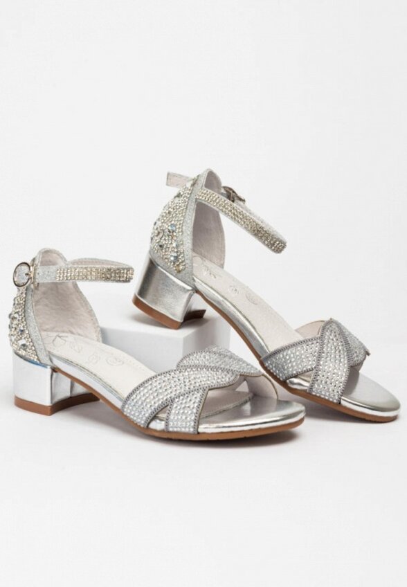 Босоножки Tikkago