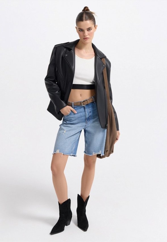 Шорты джинсовые Love Republic