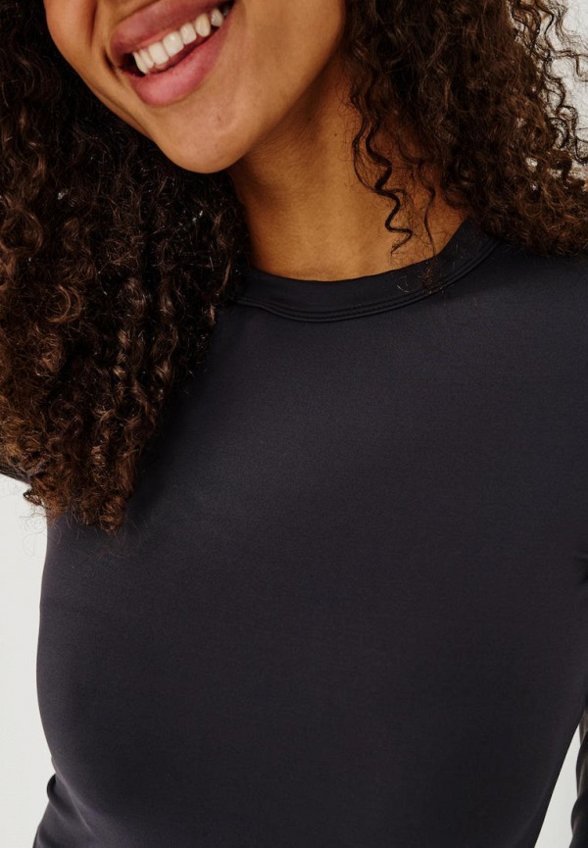 Лонгслив спортивный Jolifashn