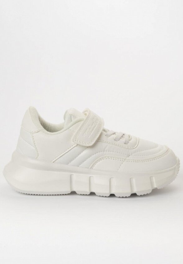 Кроссовки Tikkago