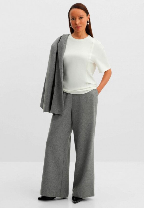 Футболка Nominee