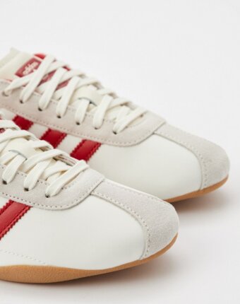 Кроссовки adidas Originals женщинам