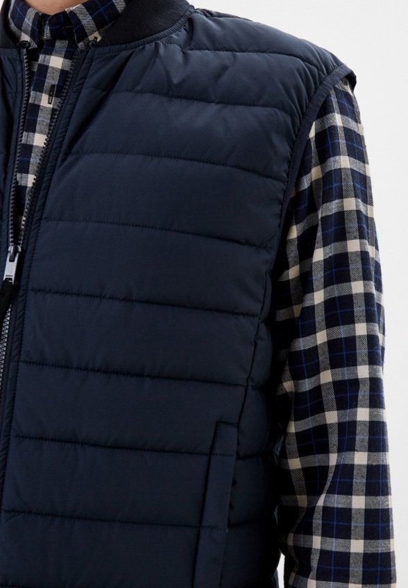 Жилет утепленный Baon