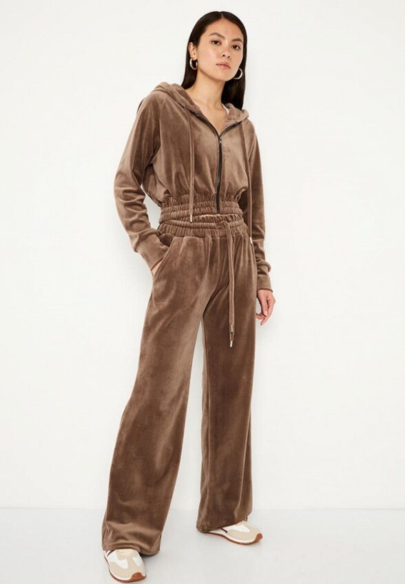 Костюм спортивный Jam8