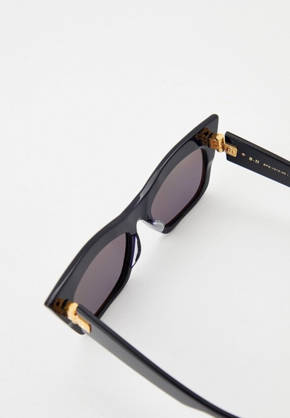Очки солнцезащитные Balmain