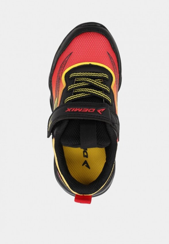 Кроссовки Demix