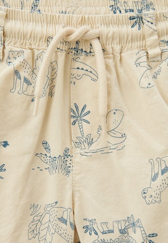 Шорты и головной убор Mayoral