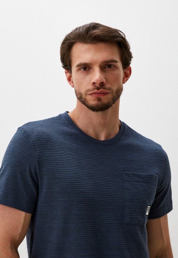 Футболка Colin's