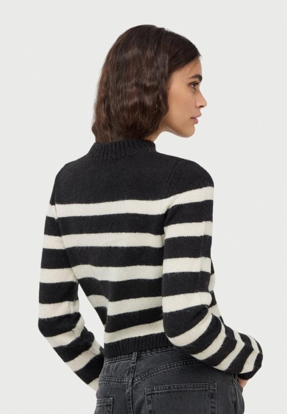 Джемпер Terranova