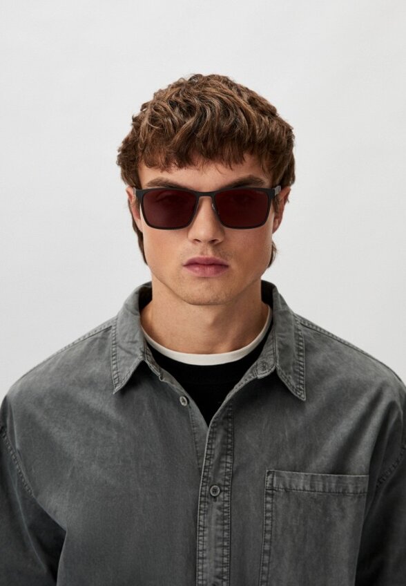 Очки солнцезащитные Hugo