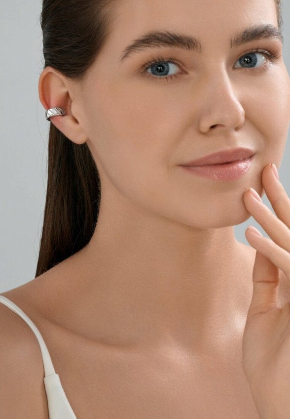 Серьга Sokolov