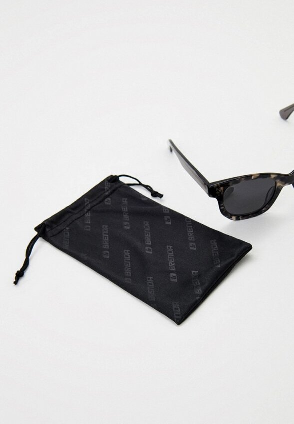 Очки солнцезащитные Brenda
