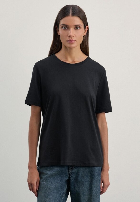 Футболка Zarina