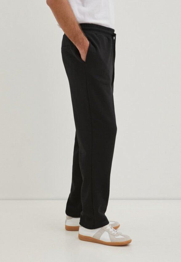 Брюки спортивные Finn Flare