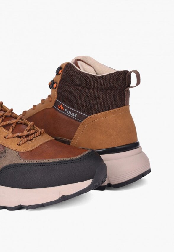 Кроссовки Pulse