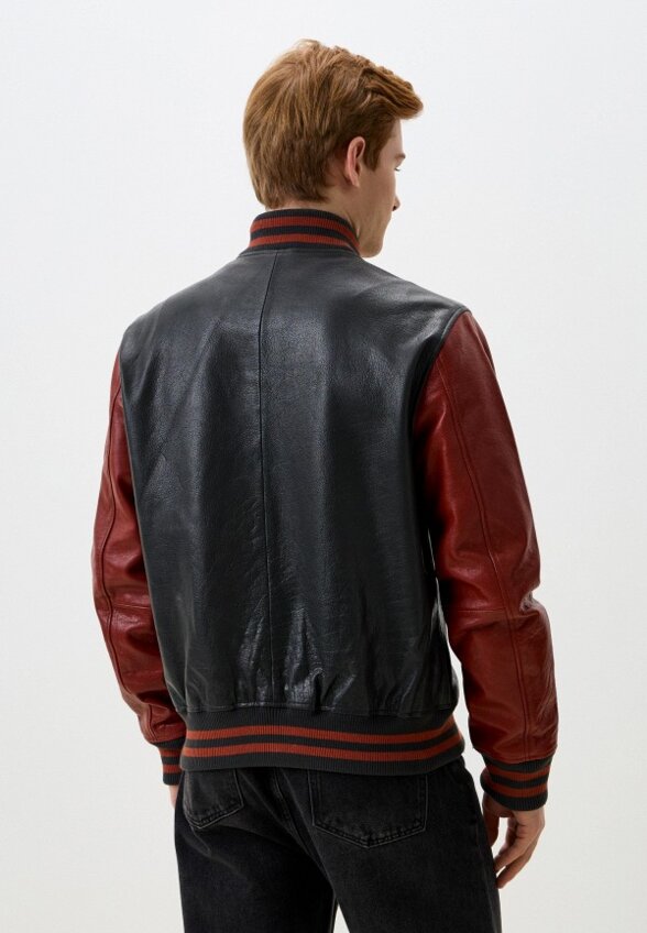 Бомбер Jorg Weber