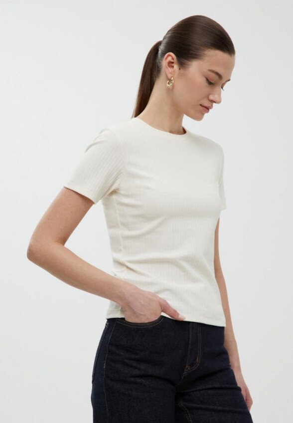 Футболка Finn Flare