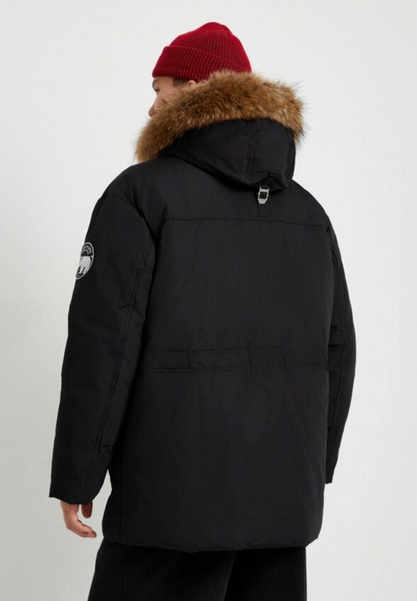 Пуховик Finn Flare