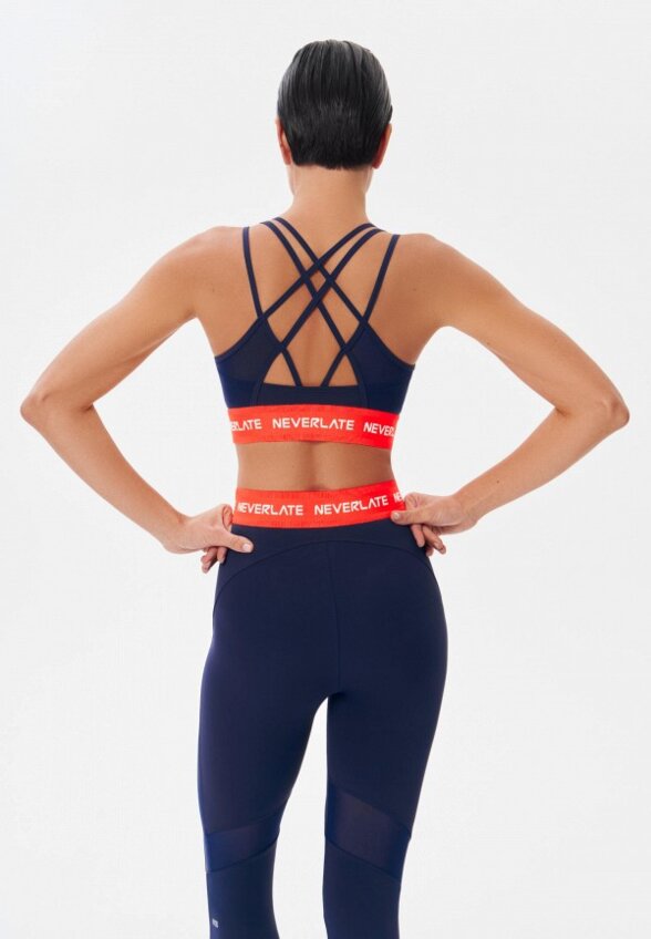 Топ спортивный Neverlate
