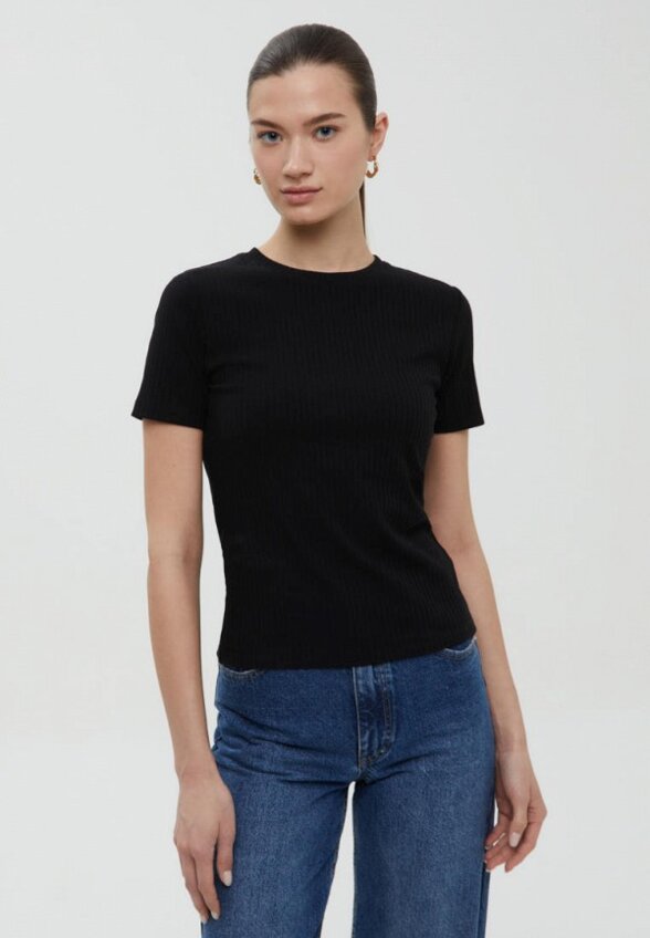 Футболка Finn Flare