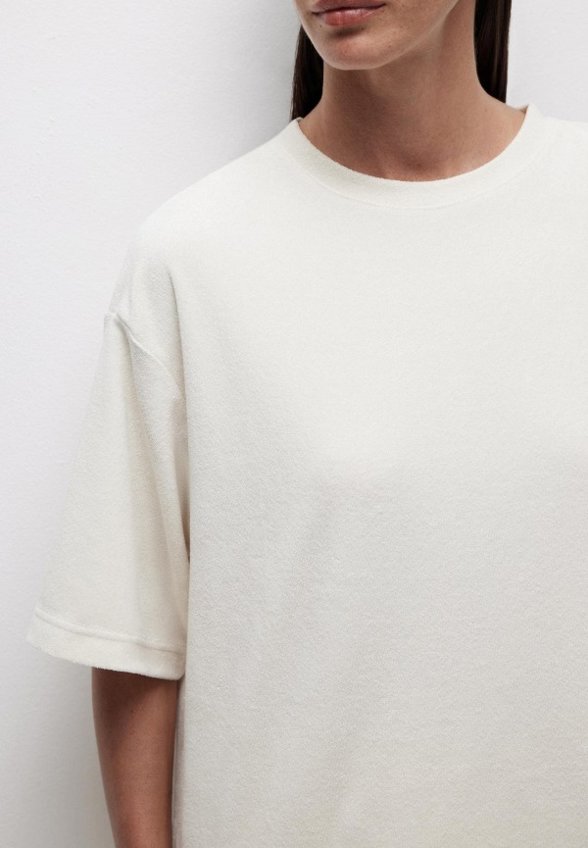 Футболка belle you