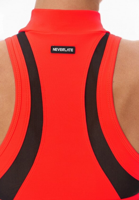 Топ спортивный Neverlate