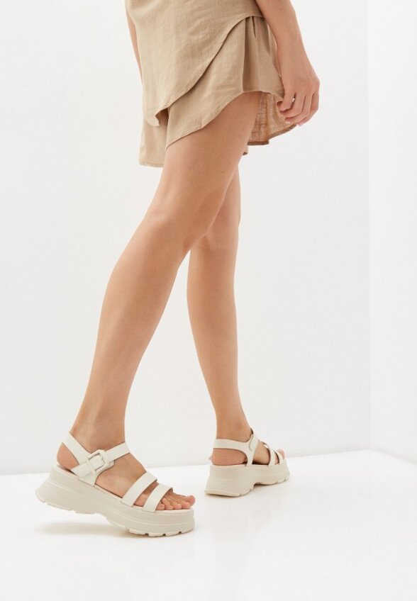 Босоножки Respect