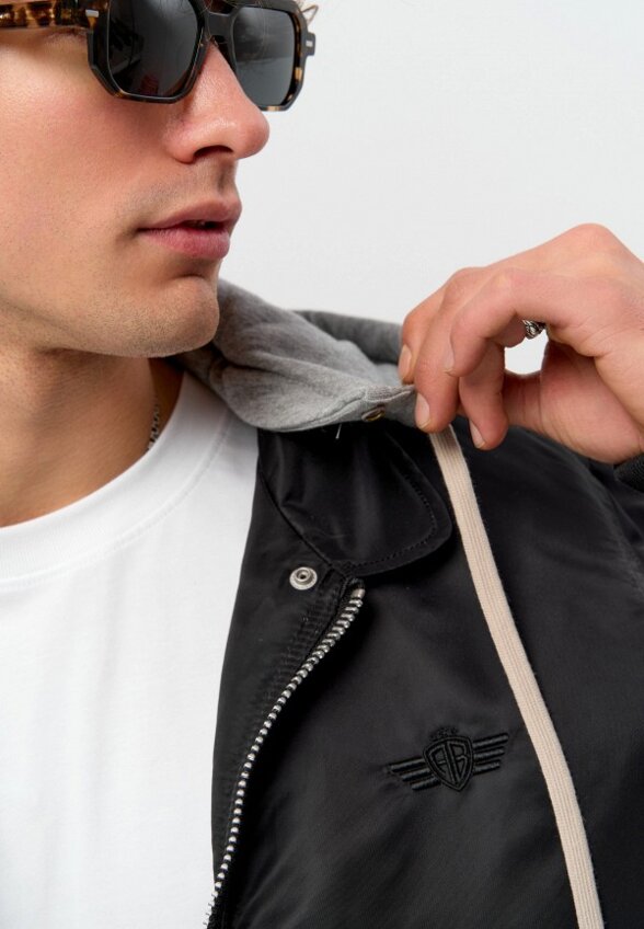 Куртка утепленная и брелок Angelo Bonetti