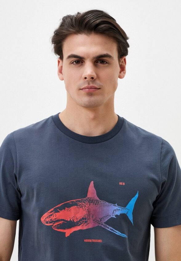 Футболка Hiddenbrand