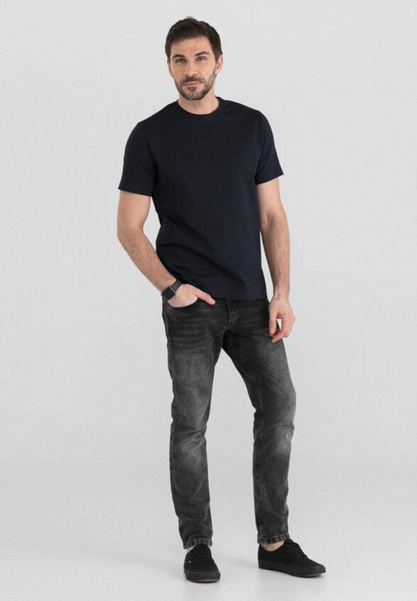 Футболка Cave