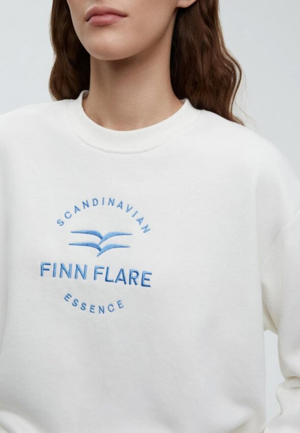 Свитшот Finn Flare