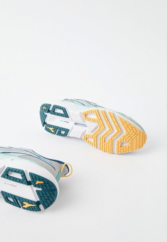 Кроссовки Diadora