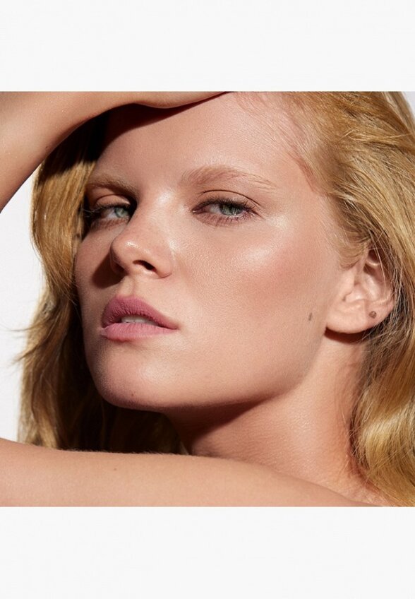 Пудра компактная Stellary