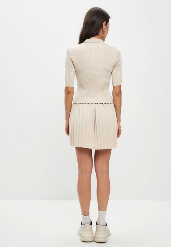 Поло To Molly from James