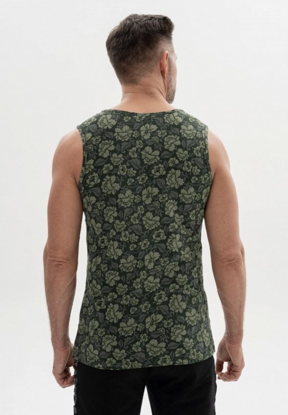 Майка Великоросс