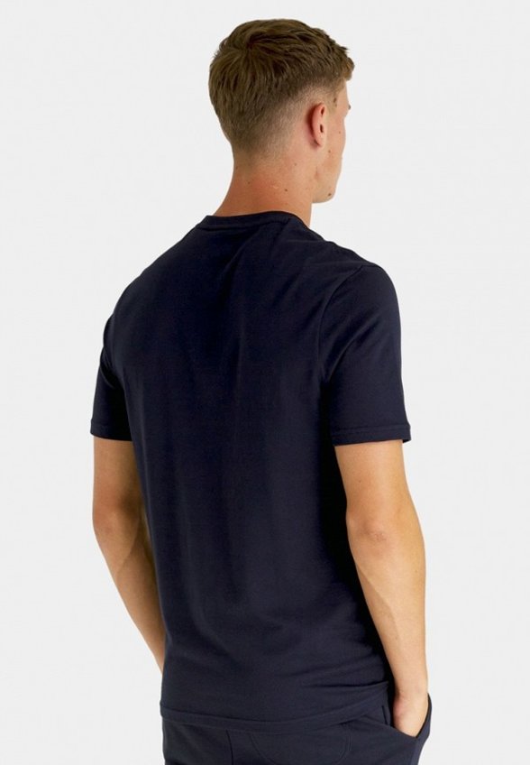 Футболка Lyle & Scott