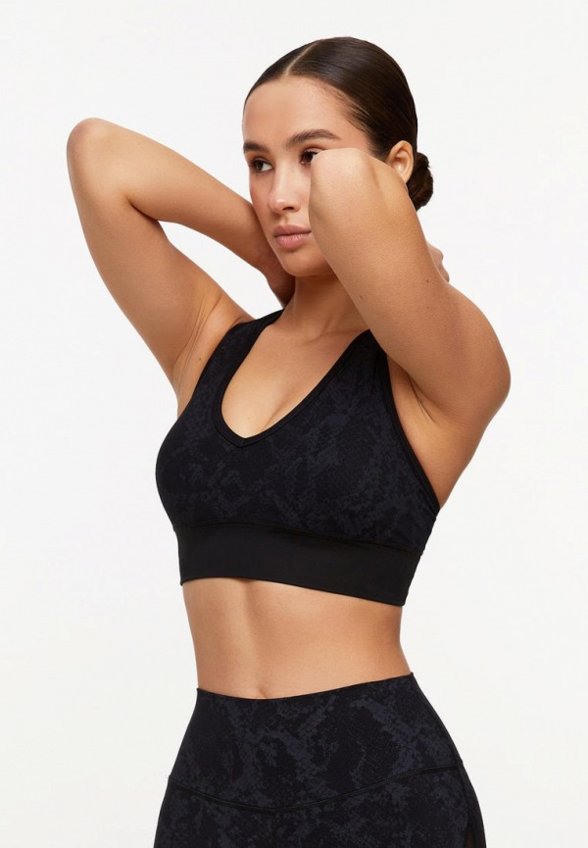 Топ спортивный Fitbomb